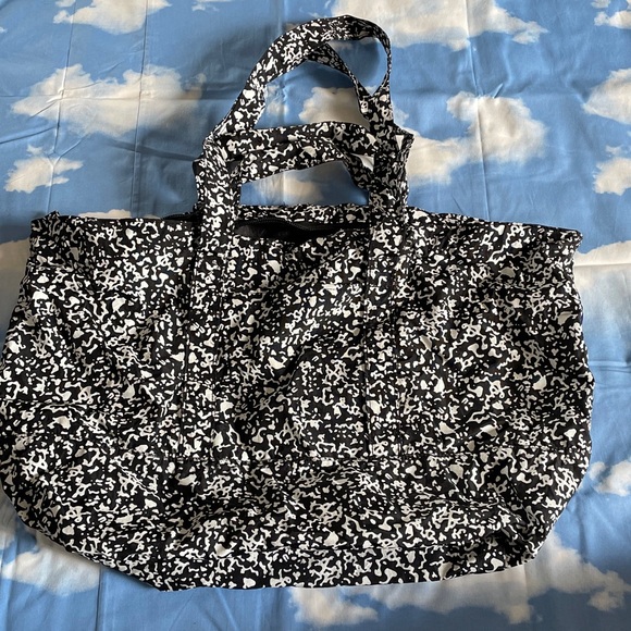 FUC - Damaged but working Zipper, Baggu Static Nylon Tote - Picture 1 of 12